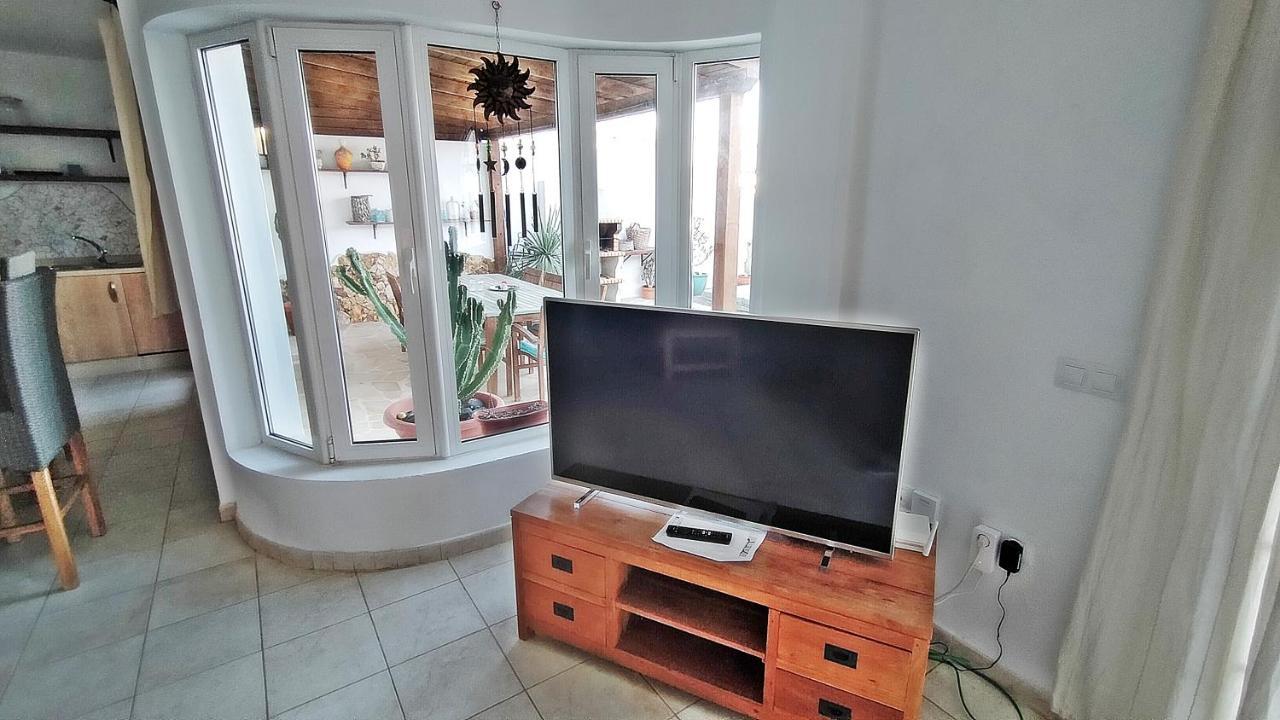 Caleta Beach House กาเลตาเดฟุสเต ภายนอก รูปภาพ