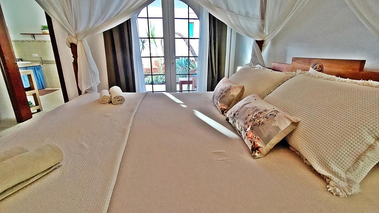 Caleta Beach House กาเลตาเดฟุสเต ภายนอก รูปภาพ