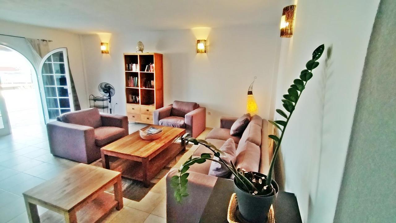 Caleta Beach House กาเลตาเดฟุสเต ภายนอก รูปภาพ